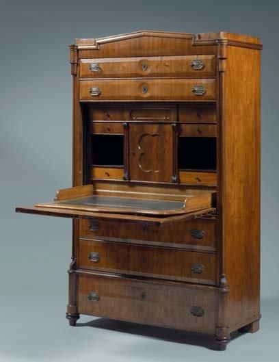 SECRETAIRE à abattant en placage d'acajou...