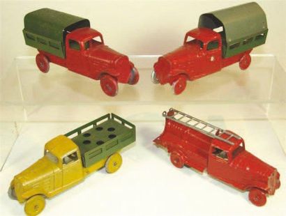 AR
Camion Peugeot 301 MK -pompiers - réf...