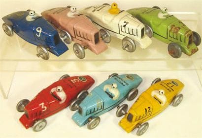JOUETS CITROEN : Sept « Petite Rosalie »...