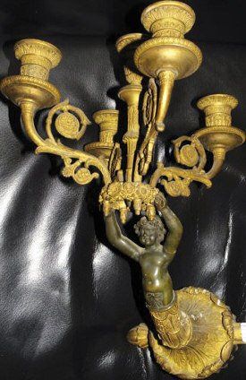 Paire d'appliques en bronze ciselé, doré...