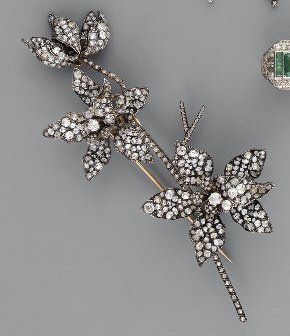Broche trembleuse en or et argent, à fleur...