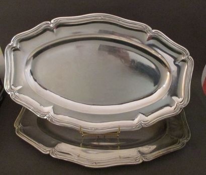 Ensemble de platerie en argent à filets,...