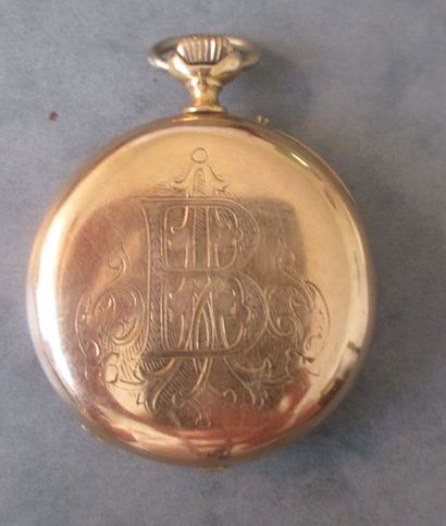 Montre de col en or monogrammée

Poids brut...