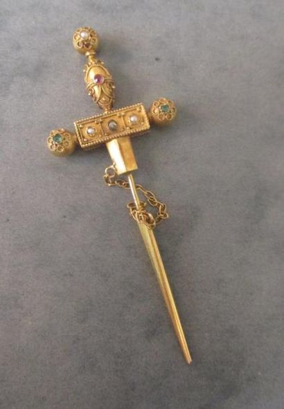 Epingle de cravate en forme d'épée et son...