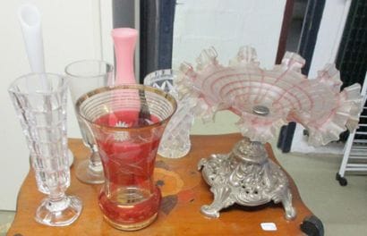 Lot de vase et coupe
