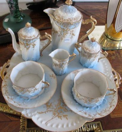 Tête à tête enporcelaine de limoges à décor...