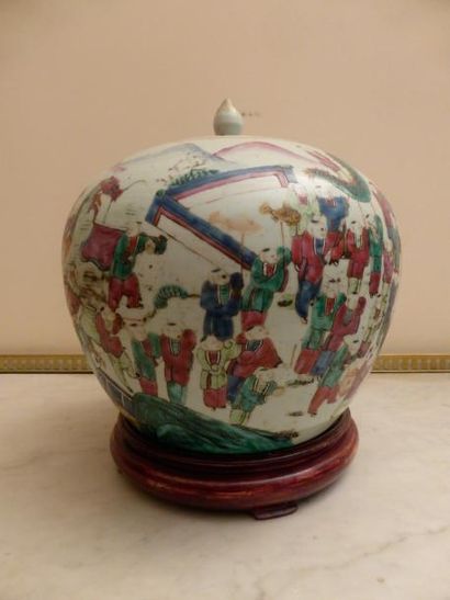 Pot à gingembre couvert en porcelaine polychrome...