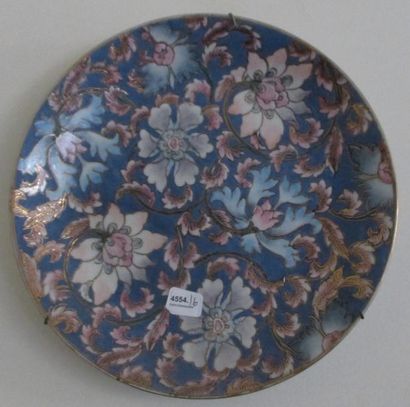 Petite lampe Canton et une assiette porcelaine...