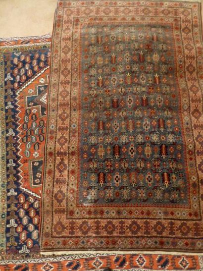 Cinq tapis