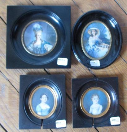 2 miniatures dans le gout du XVIII et 2 miniatures...