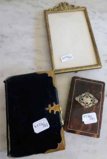 Missel, carnet de bal en écaille XIX, cadre...