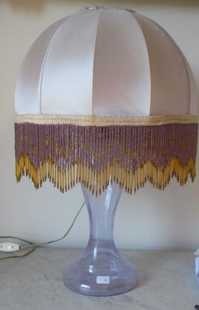 Pied de lampe en verre souflé mauve

H: 26...