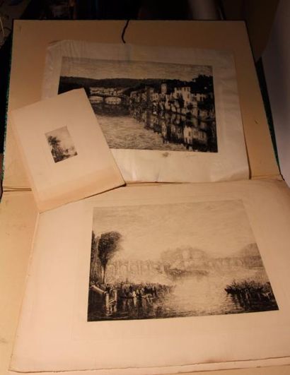 Carton à dessin contenant 16 gravures