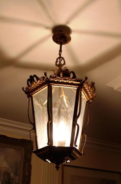 Lanterne ne bronze à trois lumières

H :...