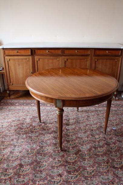 Mobilier de salle à manger en bois naturel...