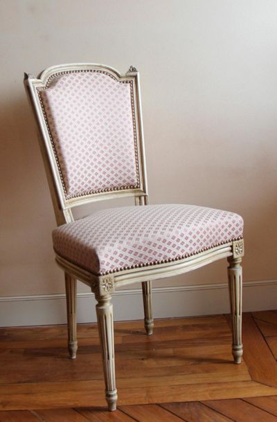 Mobilier de salle à manger en bois naturel...