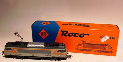 ROCO : motrice SNCF ref. 43480 et motrice...