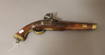 Pistolet à silex réglementaire de type anglais....