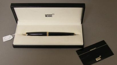 MONT BLANC

stylo-bille de la série Génération...