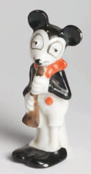 MICKEY MOUSE Figurine en porcelaine peinte...