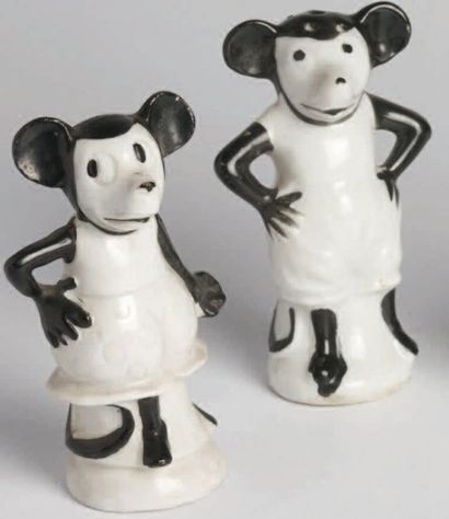 MICKEY MOUSE Paire de figurines en porcelaine...
