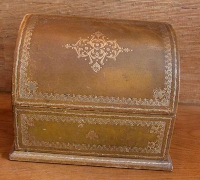 Porte courrier en cuir 
