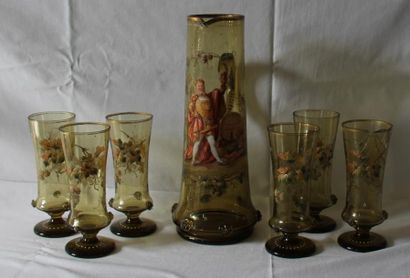 Ensemble en verre fumé à décor de pastilles...