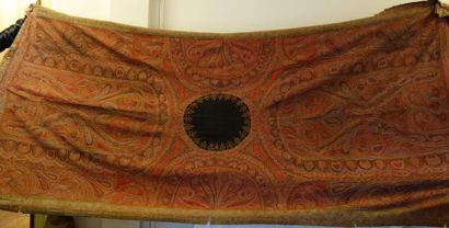 Important plaid indien

316 x 152 cm. (petites...