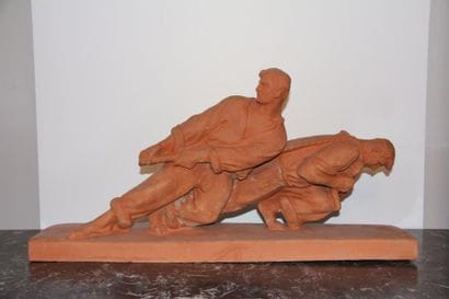 GUERO Deux hommes tirant une corde Sculpture...