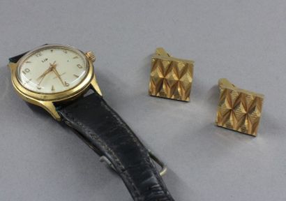 MATHEY-TISSOT Montre d'homme à boitier rond...