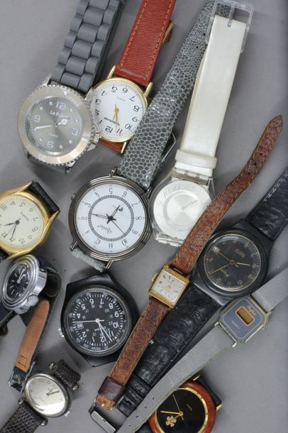 Lot de montres fantaisies