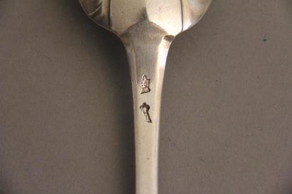 Cuiller à ragoût en argent, modèle uni plat,...