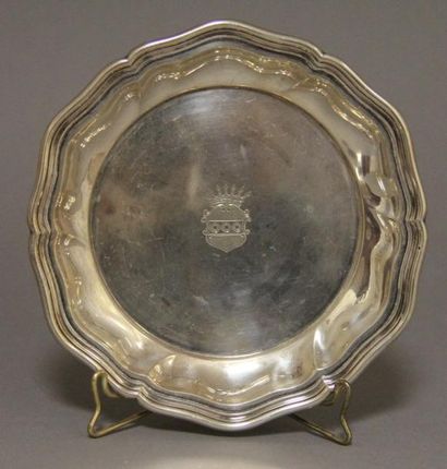 Eduard WOLLENWEBER orfèvre 

Soucoupe ronde...
