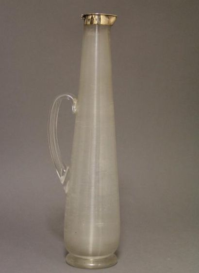 Verseuse en verre gravées de cercles concentriques,...
