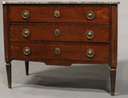 Commode rectangulaire en placage d’acajou...