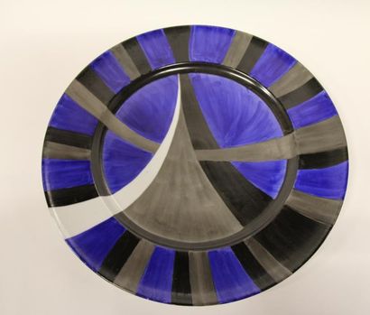 Otto FRIED (1922-)

Plat en porcelaine à...