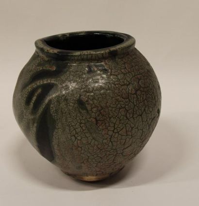 Claude CHAMPY (1944-)

Vase globulaire en...