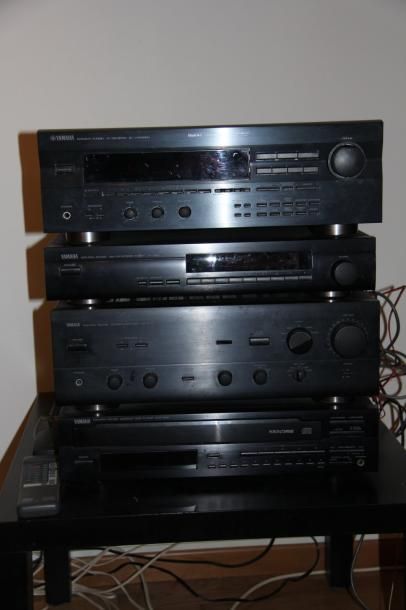 YAMAHA Eléments de chaine hifi : AX-480L,...