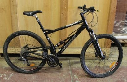 Deux VTT HARO et GIANT TRACK