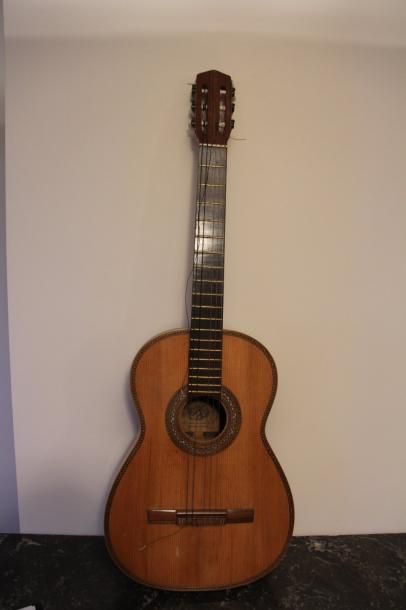Ricardo SANCHIS, luthier à Valence Guitare...