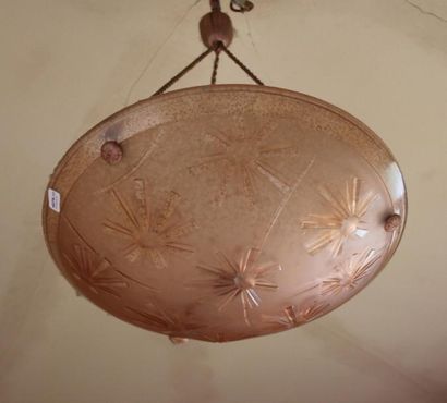 Vasque de suspension en verre moulé