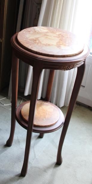 Lot : encoignure en bois teinté, travailleuse...