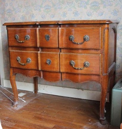 Commode arbalète en bois naturel à deux tiroirs...