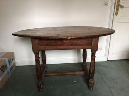 Table ovale en bois naturel à un tiroir en...