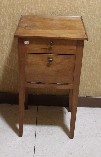 Chevet en bois fruitier XIXe siècle