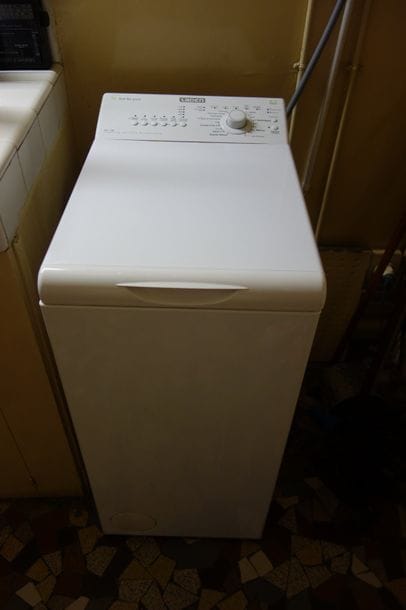 Lave-linge LADEN modèle EV1180