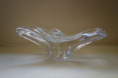 BACCARAT Vide poche en cristal signé, gravé...