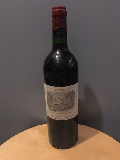 2 bouteilles Château LAFFITTE ROTSCHILD 1975...