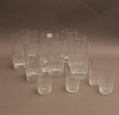 BACCARAT Huit verres à orangeade et quatre...