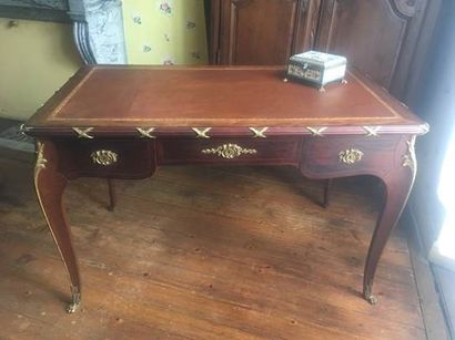 François LINCKE (1855-1946) Bureau plat en...